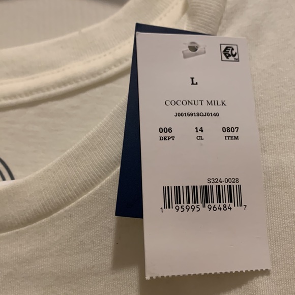 Women’s Selena Como La Flor Short Sleeve Graphic Tee - Picture 3 of 4